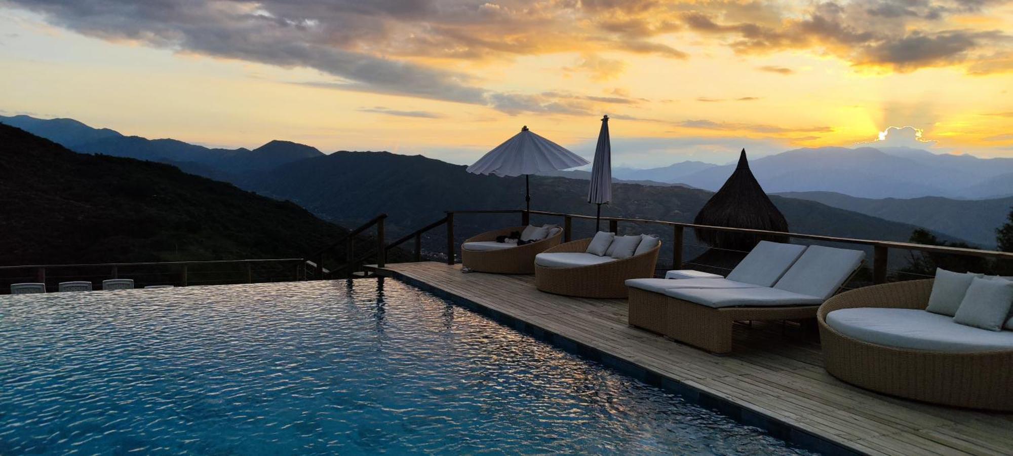 Nalua Glamping Y Hotel San Jerónimo Buitenkant foto